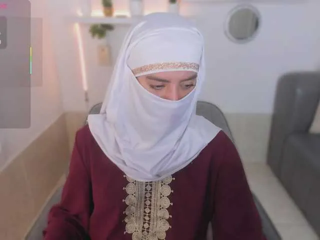 amelialorenz – webcam model profile photo Image 9