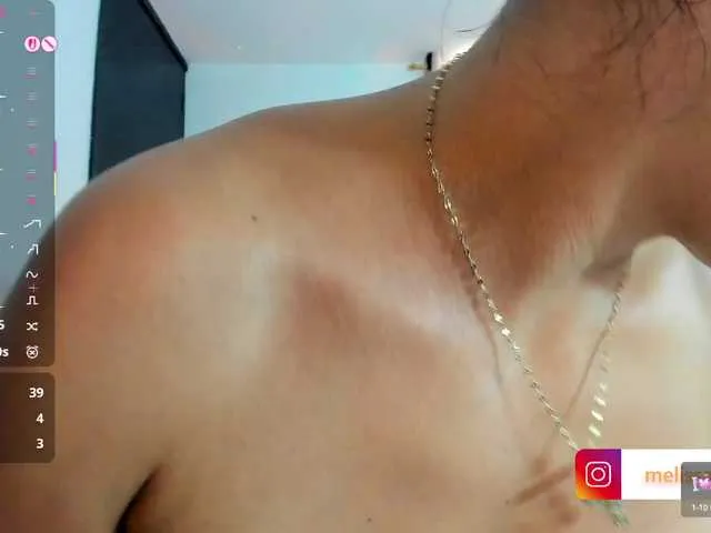 SandiSquirts – webcam model profile photo Image 14