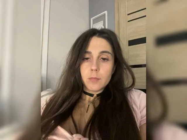 FitnessBunny – webcam model profile photo Image 14