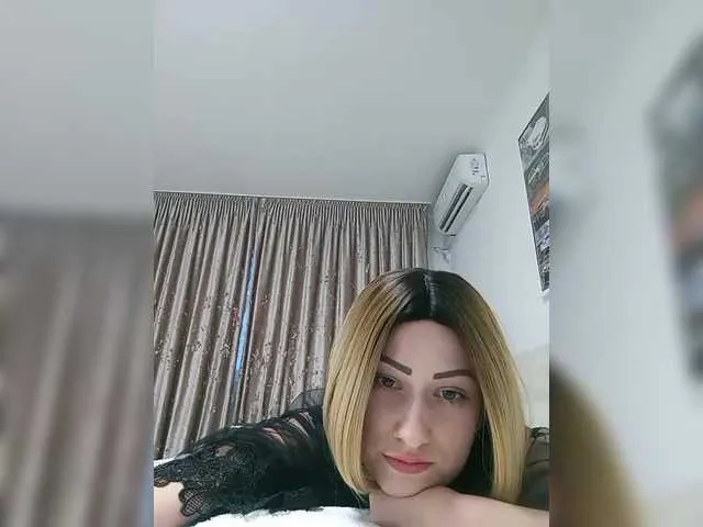 Saasybooo – webcam model profile photo Image 12