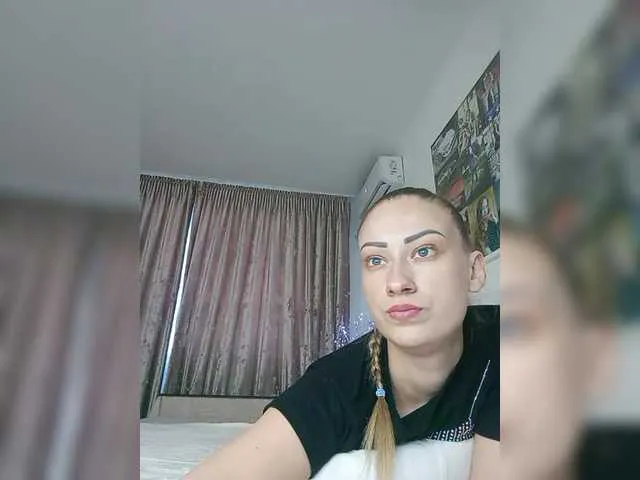 Saasybooo – webcam model profile photo Image 4