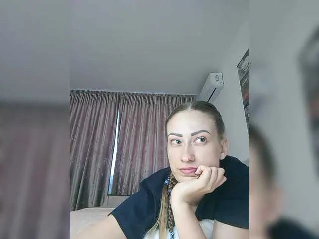 Saasybooo – webcam model profile photo Image 8
