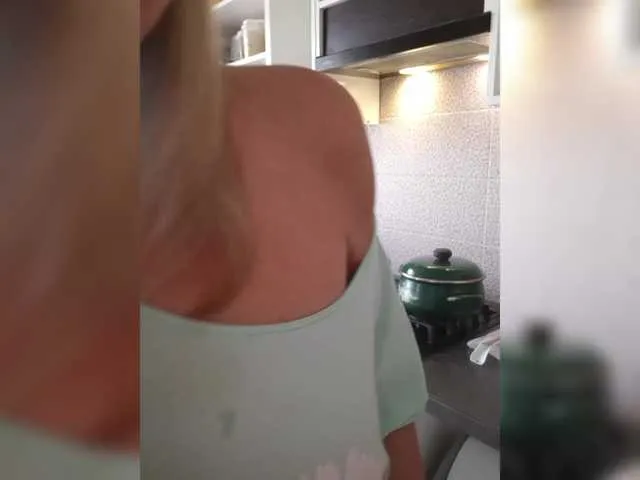 jamilaross – webcam model profile photo Image 18