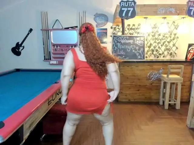 sexy-in-pub Image 2