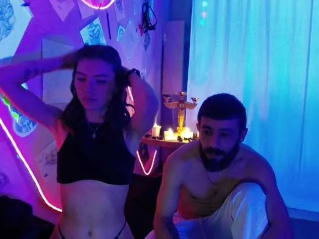 Live with Rosy_Sweet on FliCam Image 4