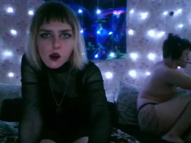 FitnessBunny – webcam model profile photo Image 6