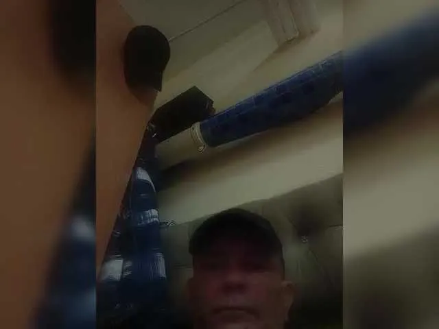 solder-3 – webcam model profile photo