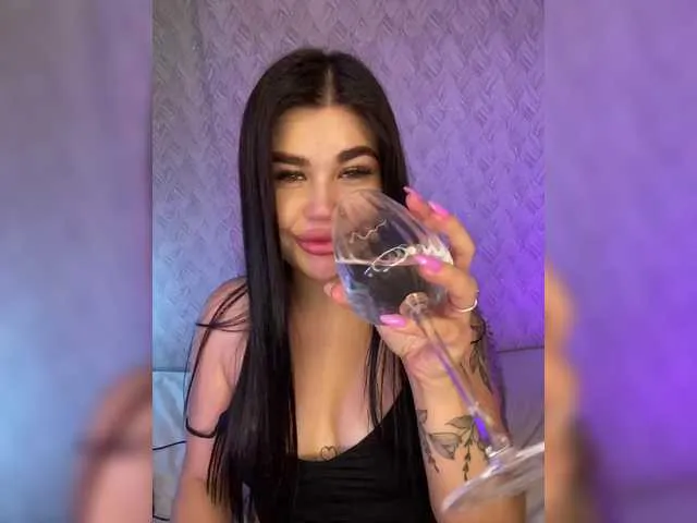 AriaBennet – webcam model profile photo Image 13