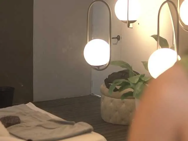 RamonaHill – webcam model profile photo Image 8