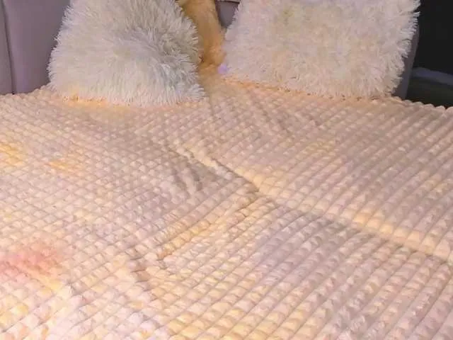 Live with ValeriaLara on FliCam Image 15