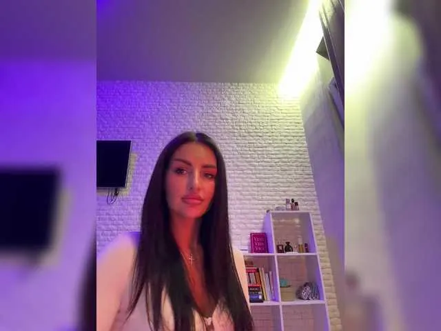 alisa_glamur – webcam model profile photo Image 18