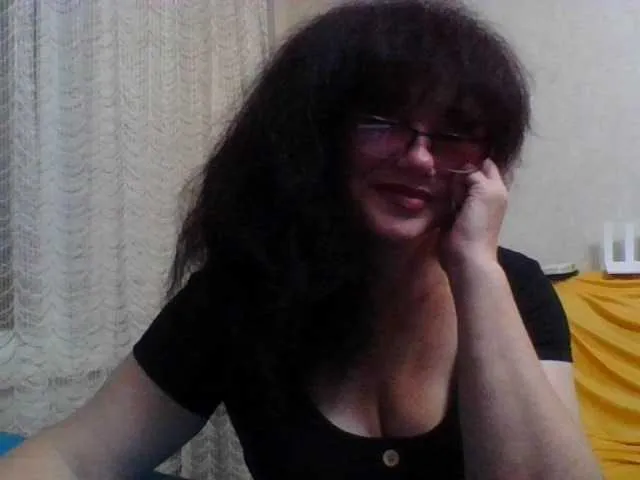 MiaRosel – webcam model profile photo Image 5