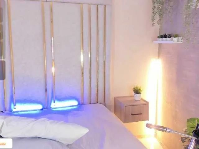 Live with MitomaUmi on FliCam Image 6