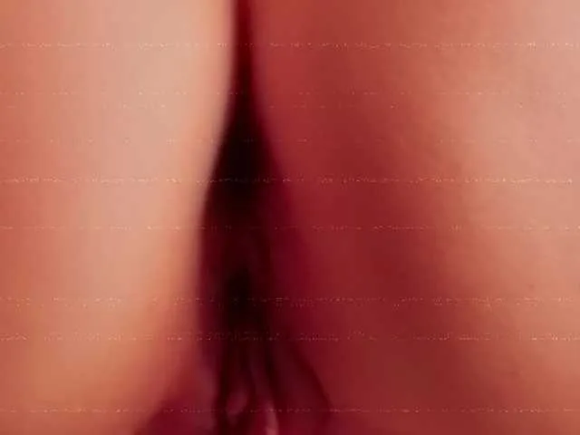 ViolettLuxe – webcam model profile photo Image 3