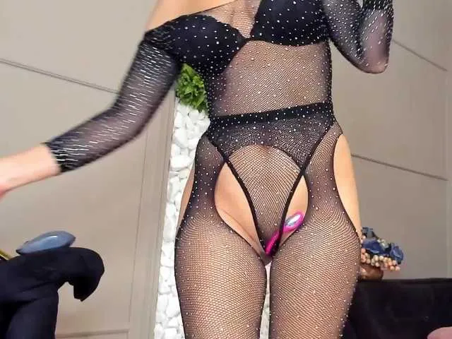 Live with ZaraCortes on FliCam Image 14