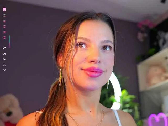 Devon2020 – webcam model profile photo Image 11