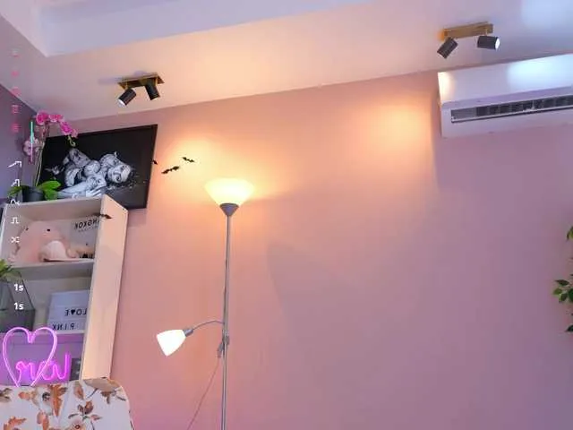 Devon2020 – webcam model profile photo Image 4