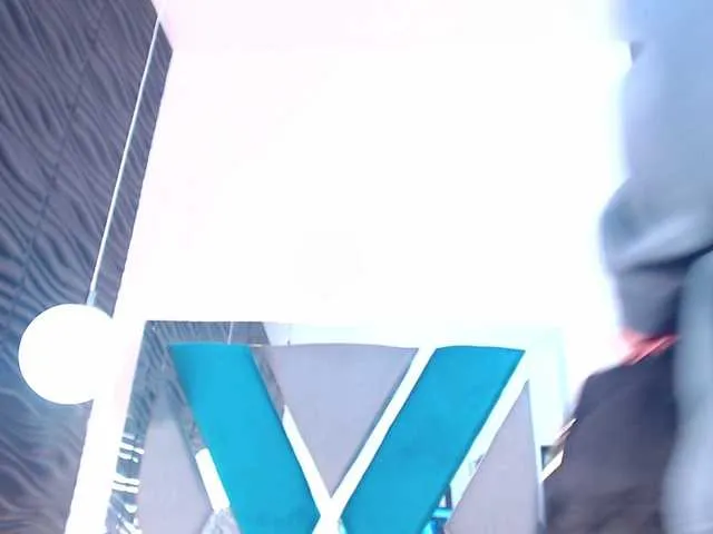 Live with sweet_diazzz on FliCam Image 15