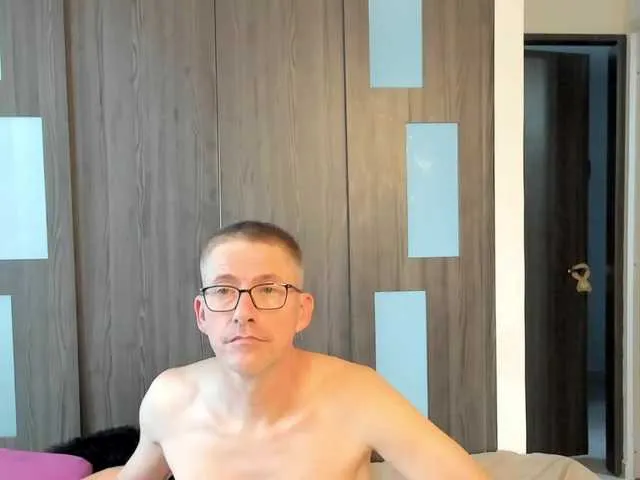 ElianaGarcia – webcam model profile photo Image 14