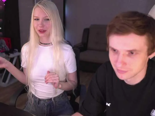 Live with Alishine on FliCam Image 4