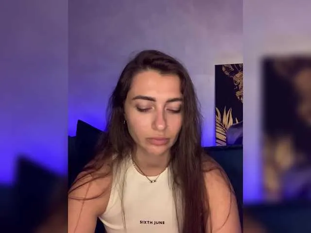 LissyLuxe – webcam model profile photo Image 12