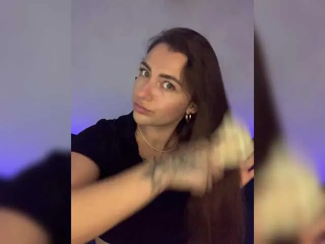 LissyLuxe – webcam model profile photo Image 16