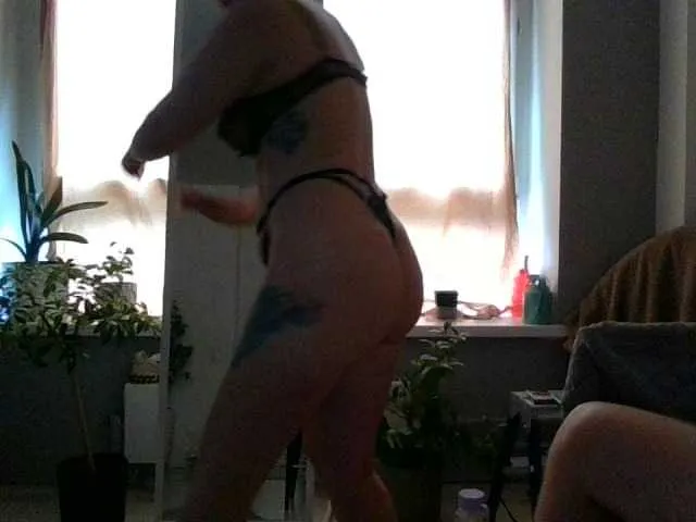 AuroraMontana – webcam model profile photo Image 6
