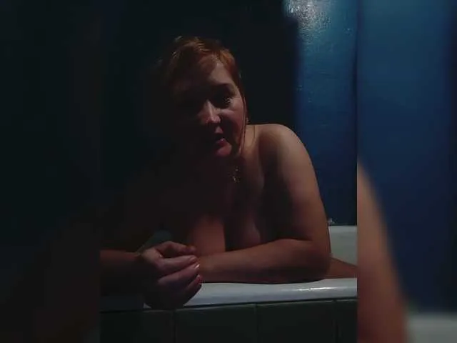 Live with XHelenaX99 on FliCam