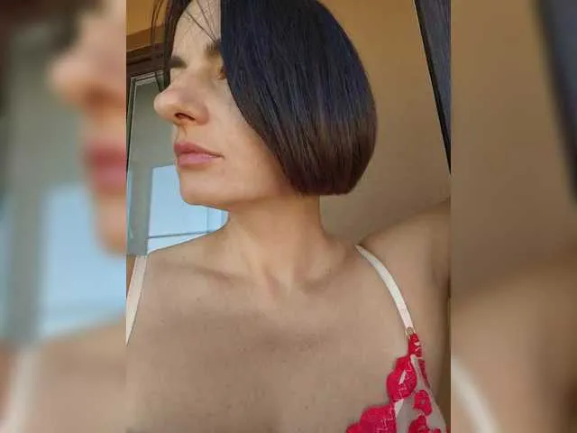 Scandalxx – webcam model profile photo Image 13