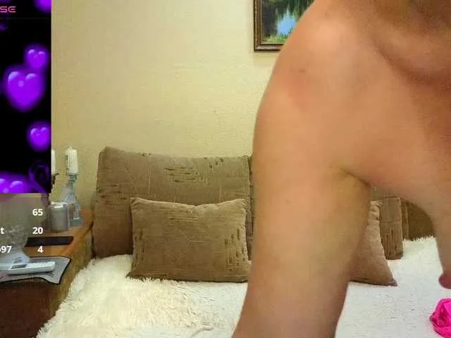 LennaVoss – webcam model profile photo Image 2