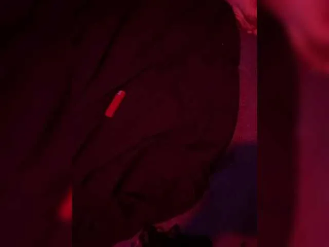 FitnessBunny – webcam model profile photo Image 7