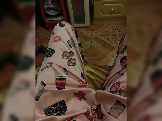 Live with ZaraSss on FliCam