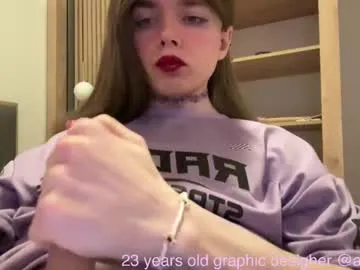 EmmilyCoopers18 – webcam model profile photo Image 11