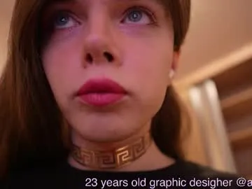 EmmilyCoopers18 – webcam model profile photo Image 17