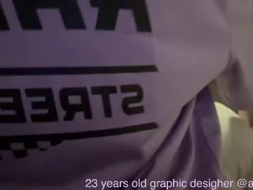 EmmilyCoopers18 – webcam model profile photo Image 8