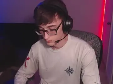 ChloeDevine – webcam model profile photo Image 3