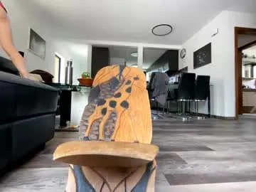 DafnePrice – webcam model profile photo Image 3