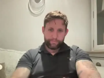 MacarenaEscobar27 – webcam model profile photo Image 12