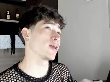 kai101010 – webcam model profile photo Image 11