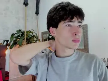 kai101010 – webcam model profile photo Image 2