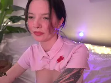 MartinaWolf – webcam model profile photo Image 9