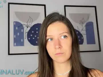 KarolBrand – webcam model profile photo Image 15