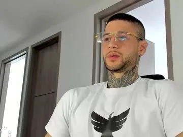 ZoeMurphy – webcam model profile photo Image 18