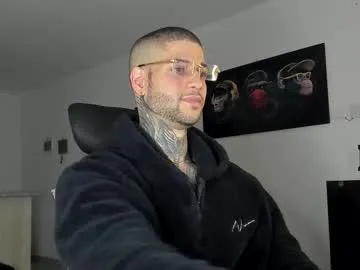 ZoeMurphy – webcam model profile photo Image 8