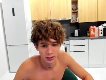 SkyllerFoxy – webcam model profile photo Image 17