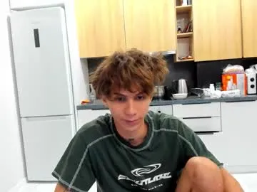 SkyllerFoxy – webcam model profile photo Image 18