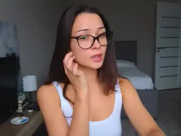 CHERRY_2HOT2HANDLE – webcam model profile photo Image 17