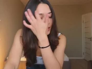 CHERRY_2HOT2HANDLE – webcam model profile photo Image 9