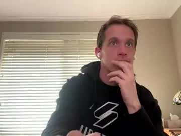 AvaMaddisson – webcam model profile photo Image 2