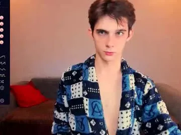 adrien0798 – webcam model profile photo Image 13